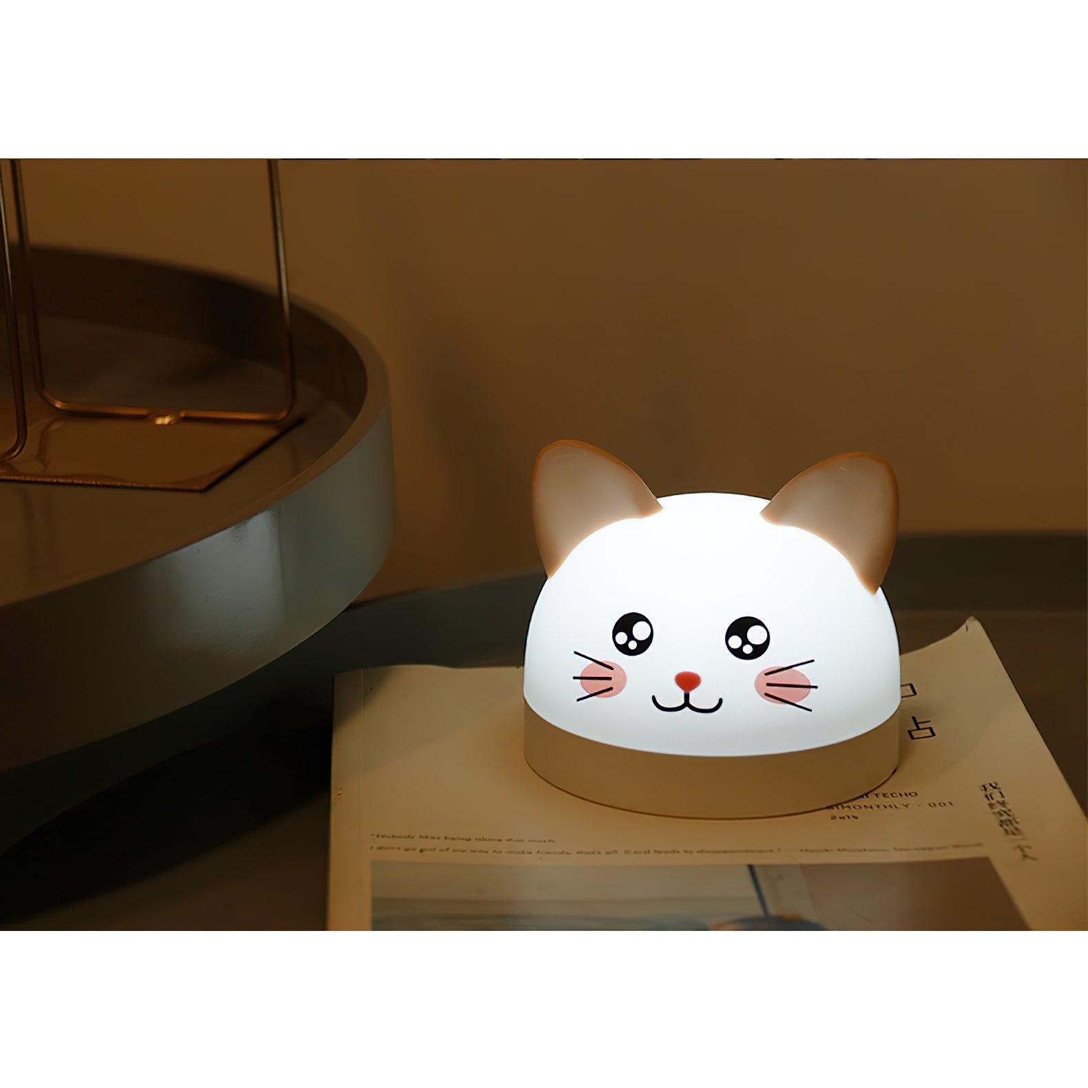 Mochi Table Lamp
