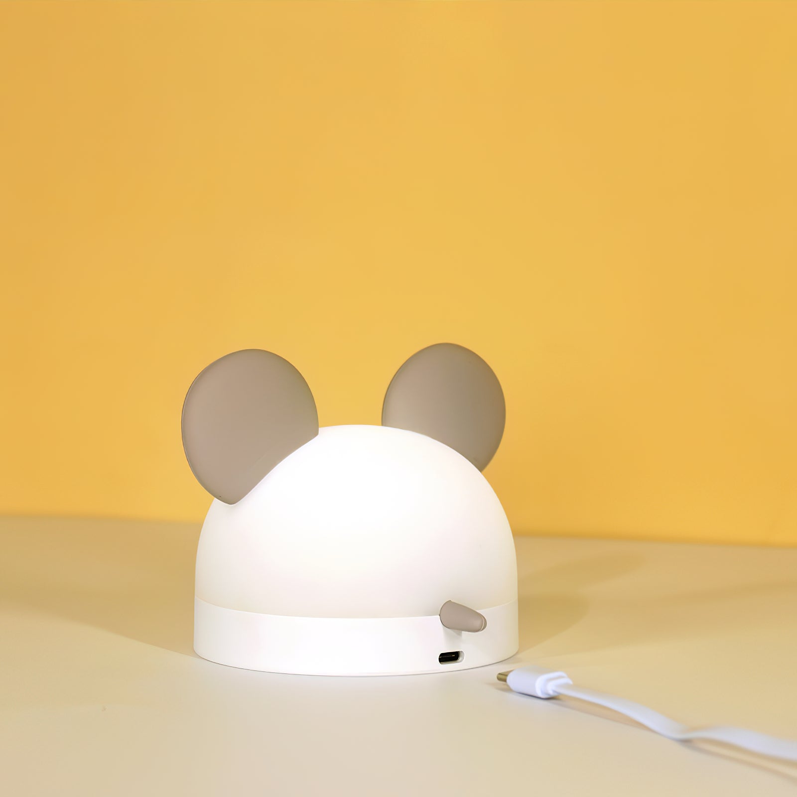 Mochi Table Lamp