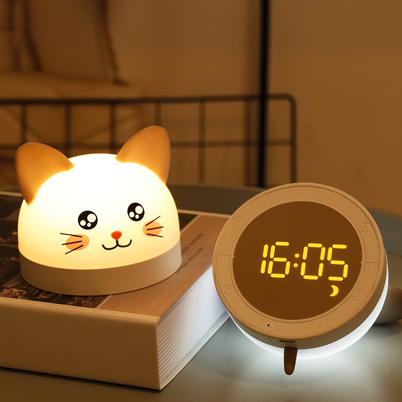 Mochi Table Lamp
