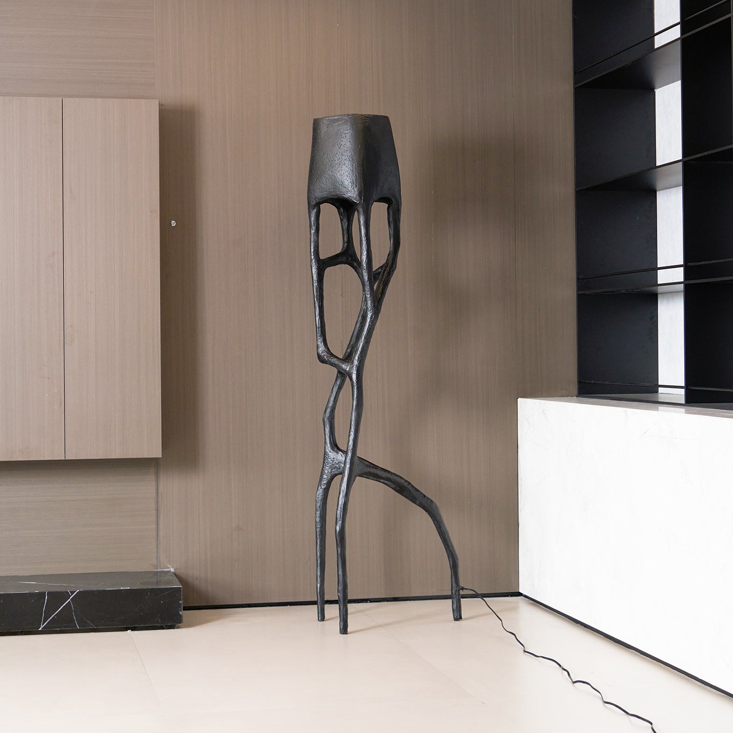 Caelith Gothic Sculpture Floor Lamp