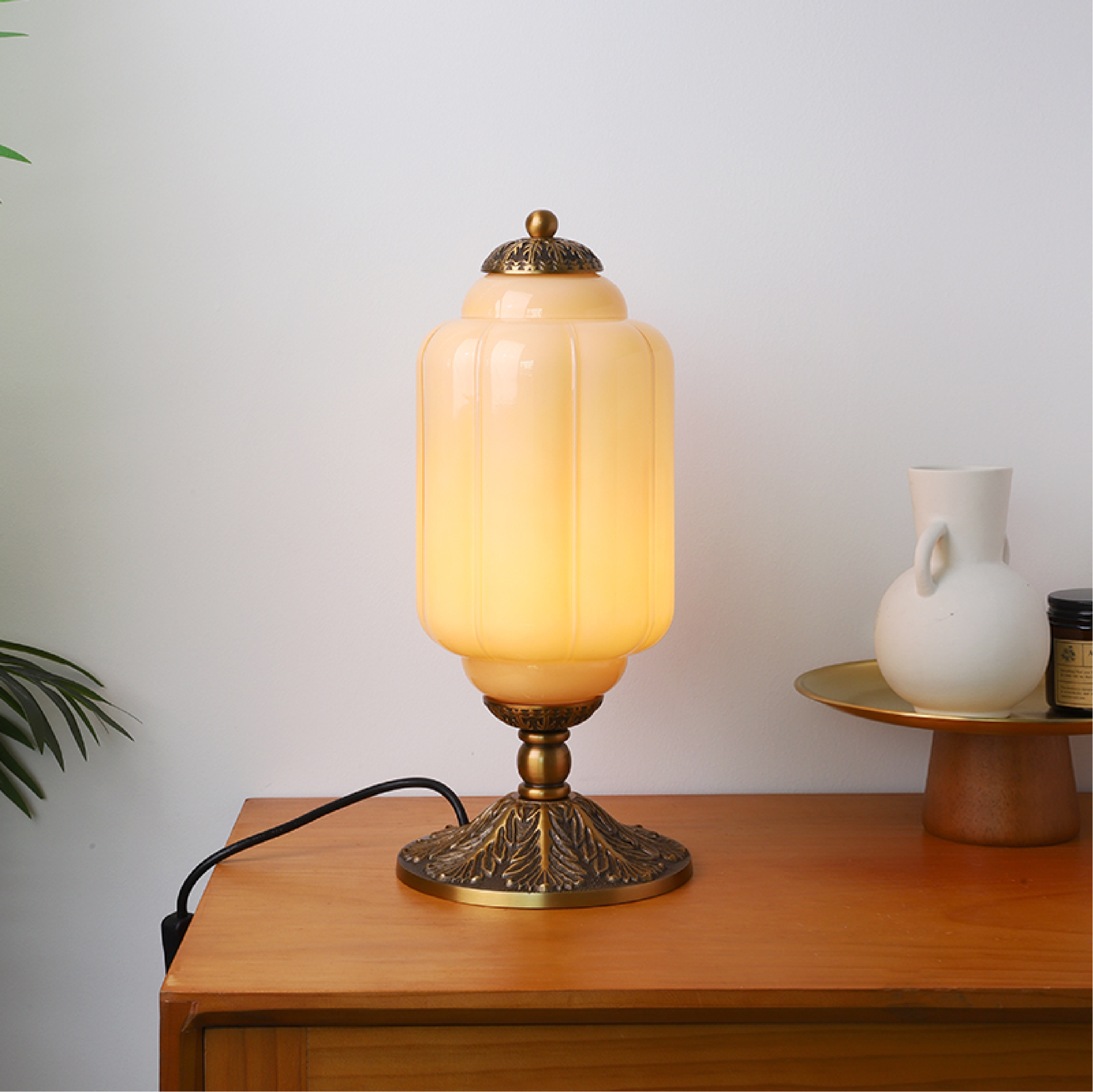 Evelisse Lantern Table Lamp