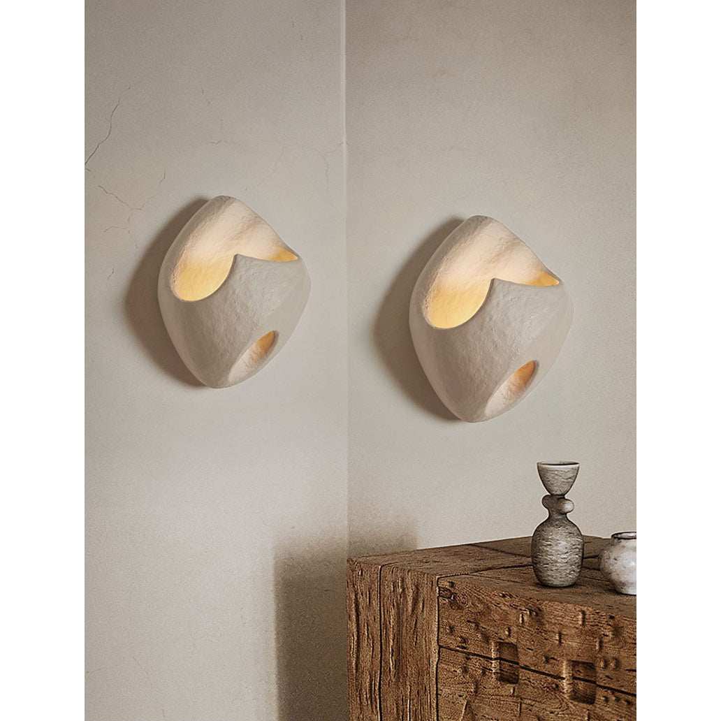 Tora Wall Lamp