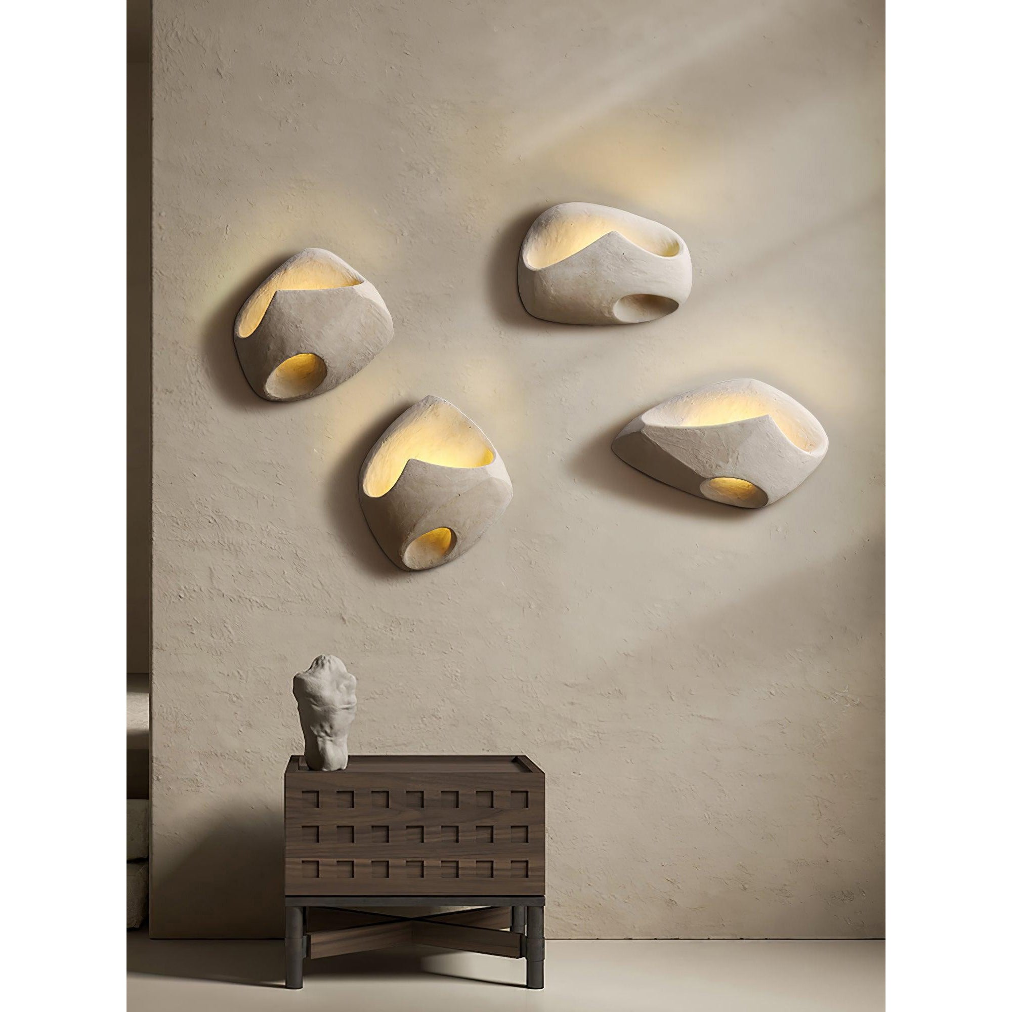 Tora Wall Lamp