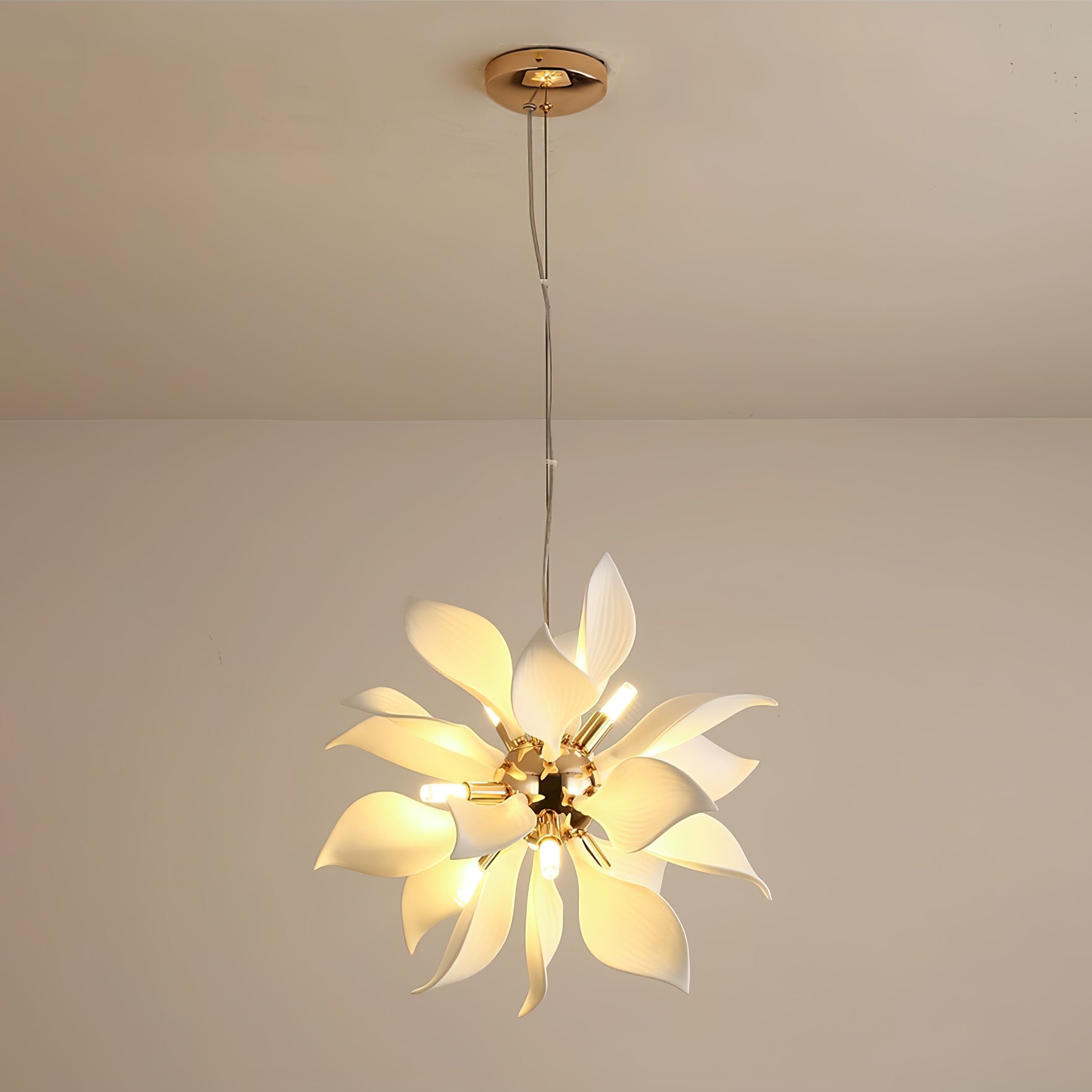 Avir Pendant Lamp Ceramic Petals Blooming