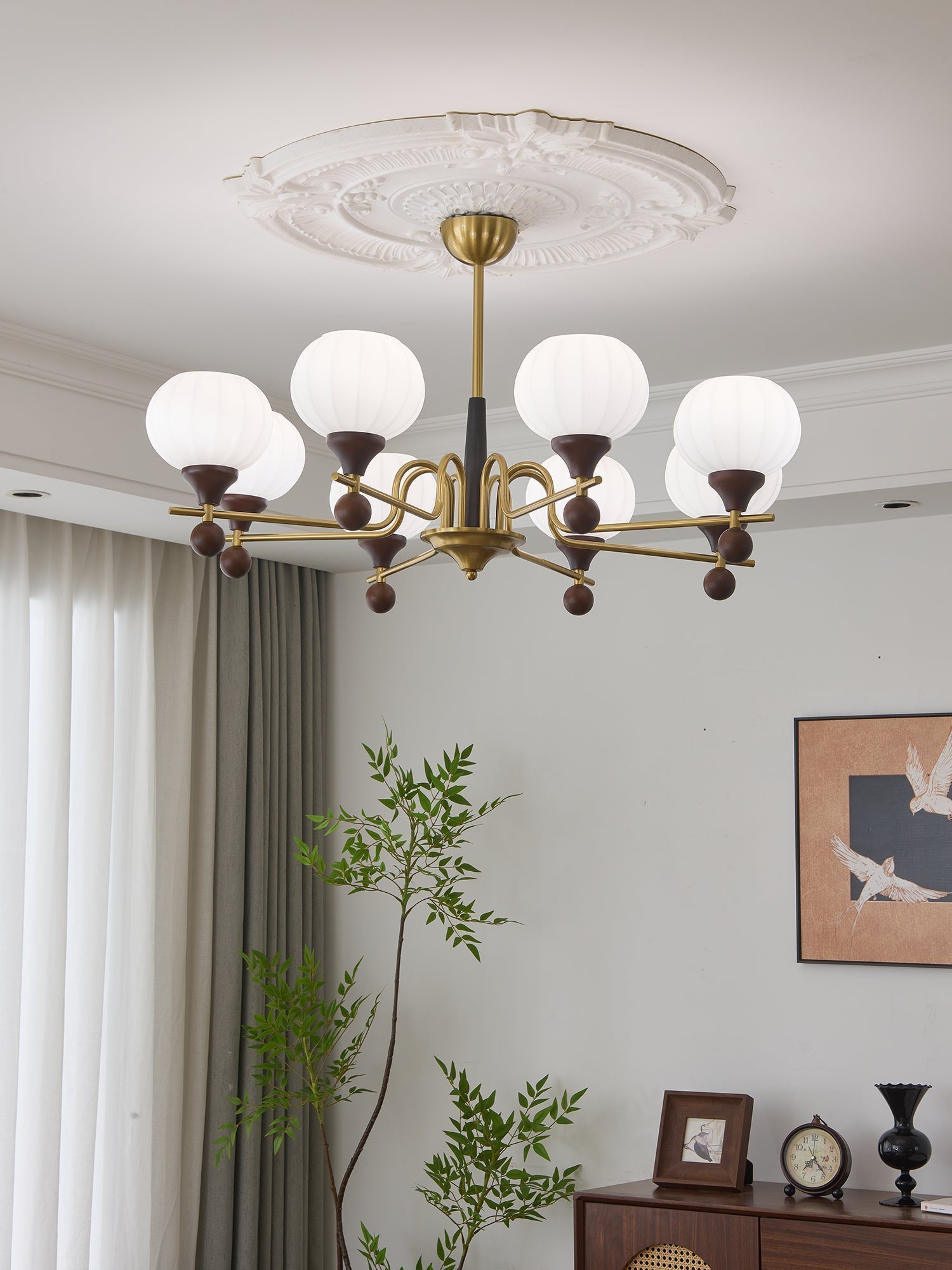 Anorionis Traditional Premium Wood Chandelier