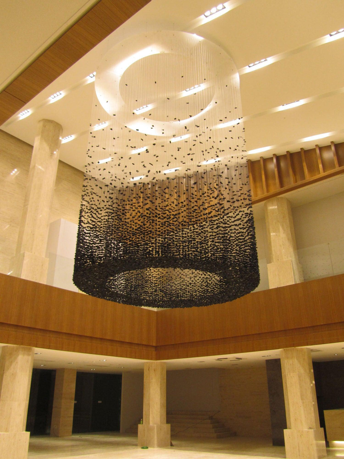 Orinridge Black Stones Chandelier