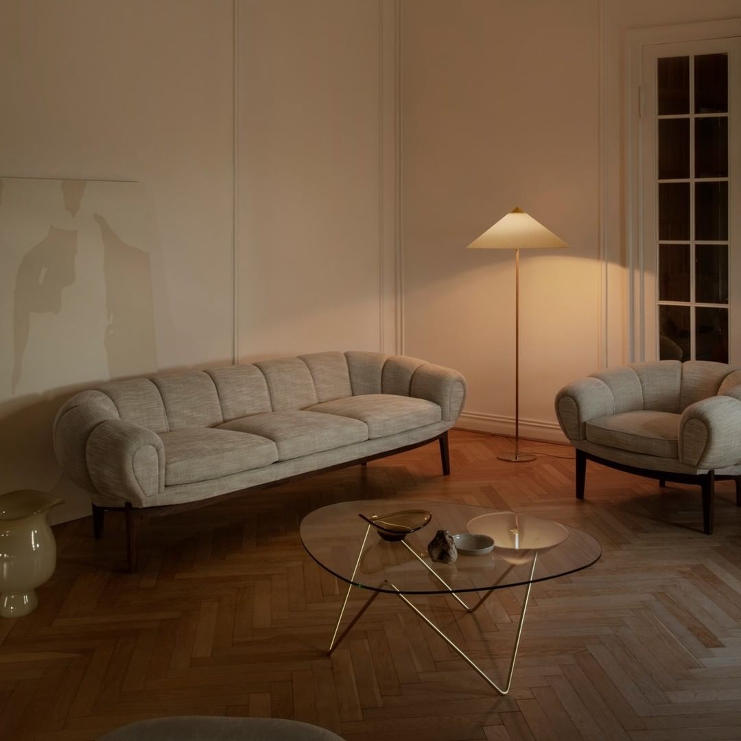 Docor Minimalist Floor Lamp