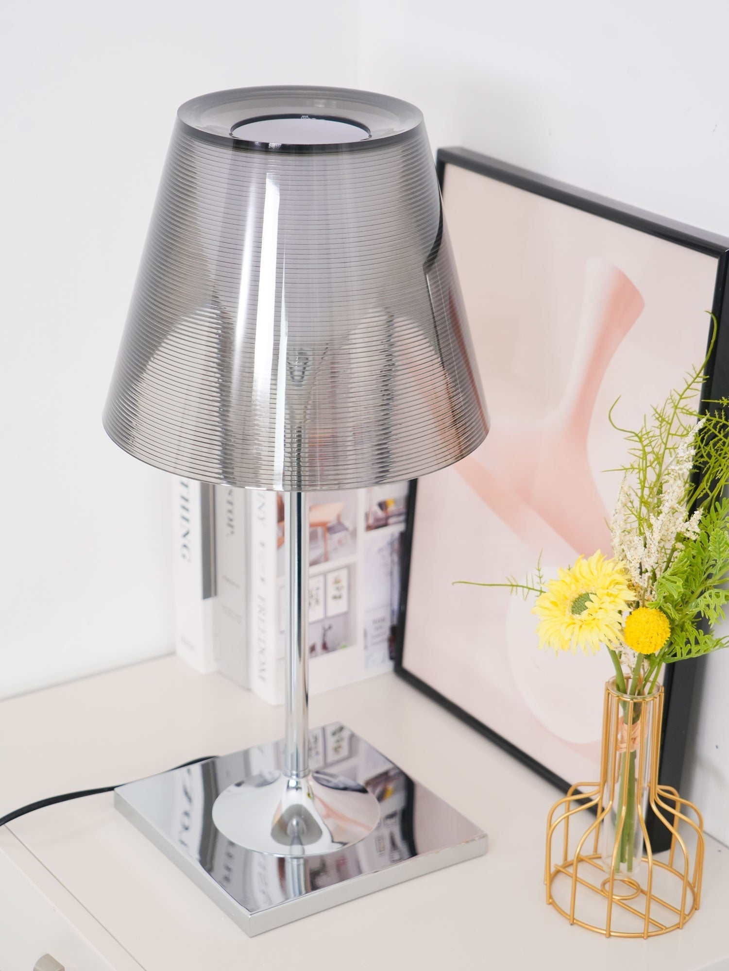 Bravon Plastic Table Lamp
