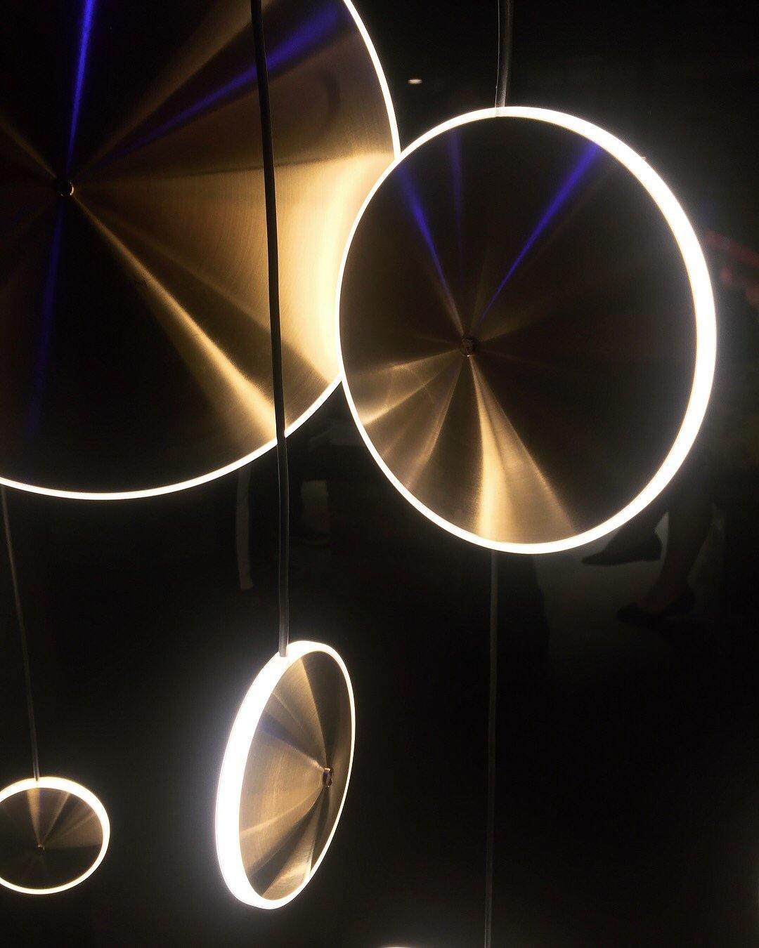 Uvenisra Modern Minimalist Dish Pendant Light