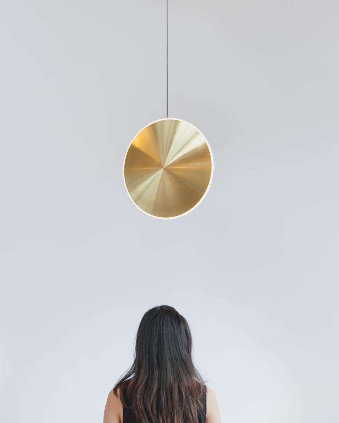 Uvenisra Modern Minimalist Dish Pendant Light