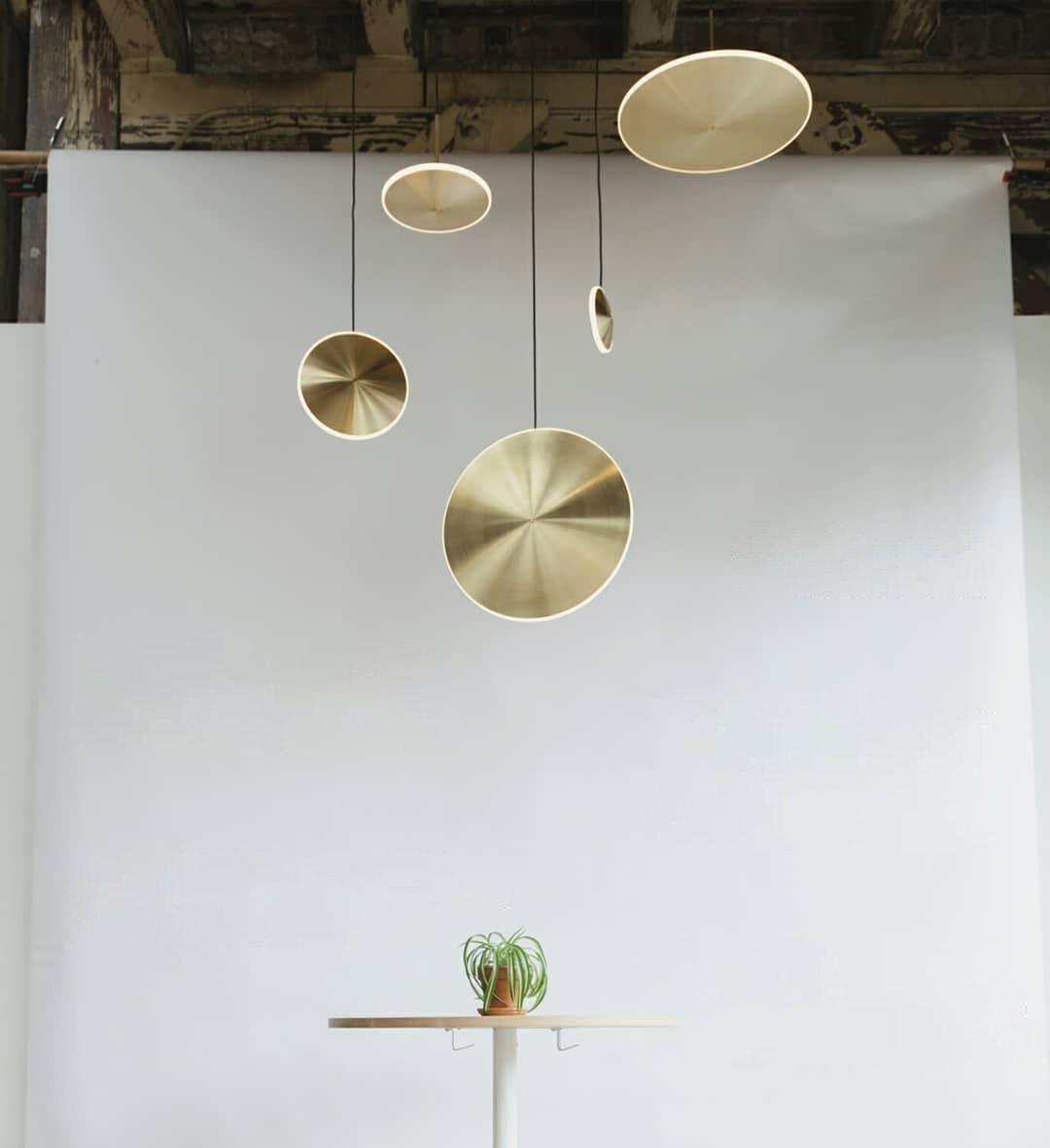 Uvenisra Modern Minimalist Dish Pendant Light