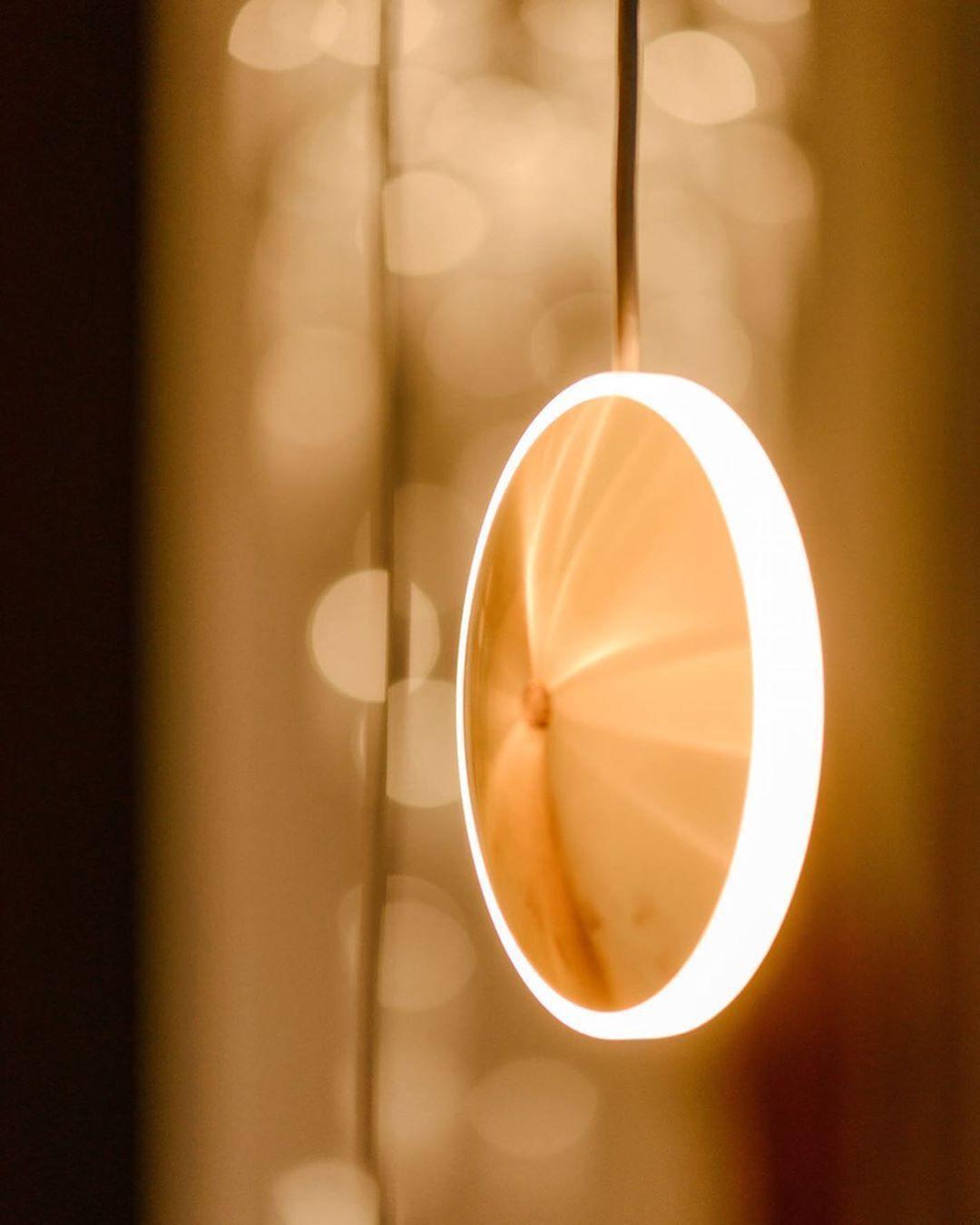 Uvenisra Modern Minimalist Dish Pendant Light