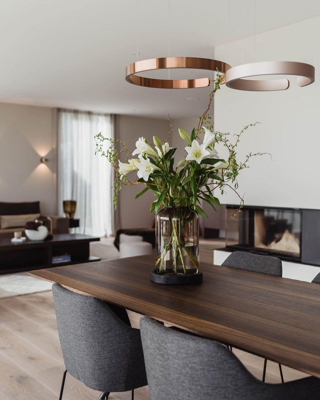 Frixx Modern Minimalist Chandelier