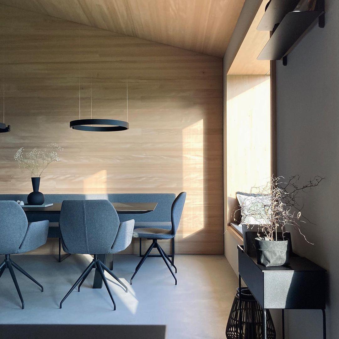 Frixx Modern Minimalist Chandelier
