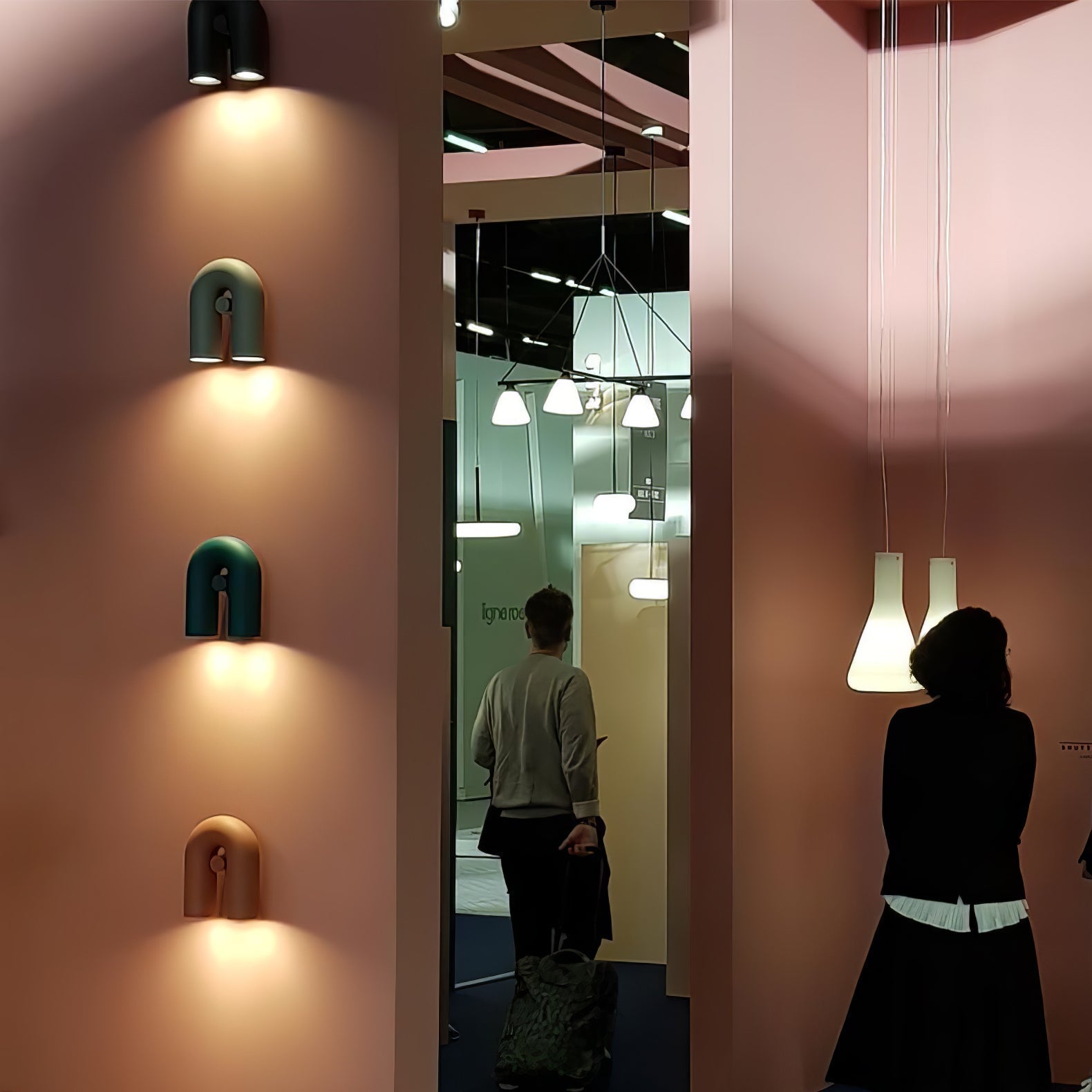 Veleraine Individual Creativity Wall Lamp