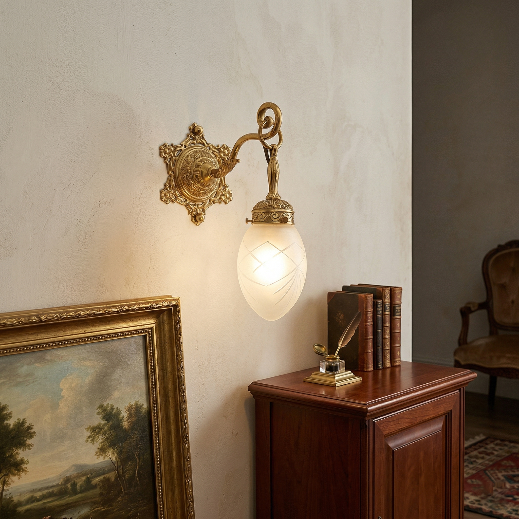 Varessa Classic Wall Lamp