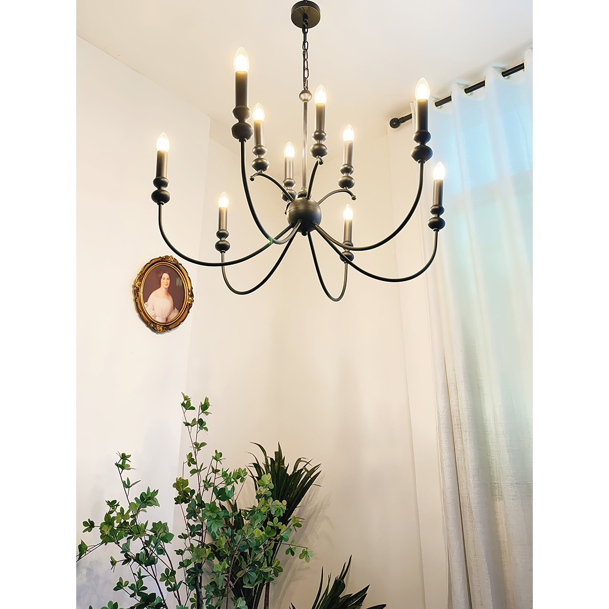 Mirivella Chandelier