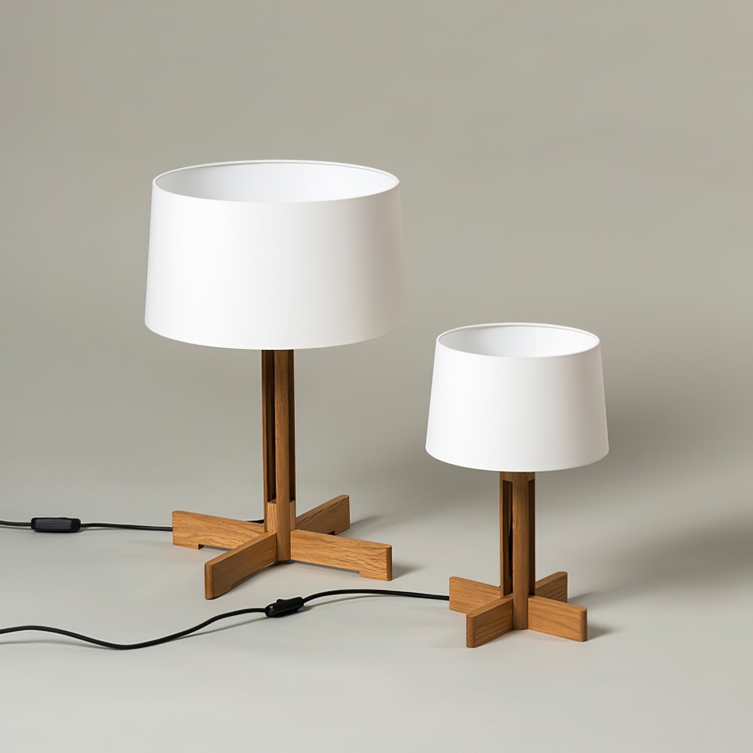 Rinivena Wood & Fabric Contemporary Table Lamp