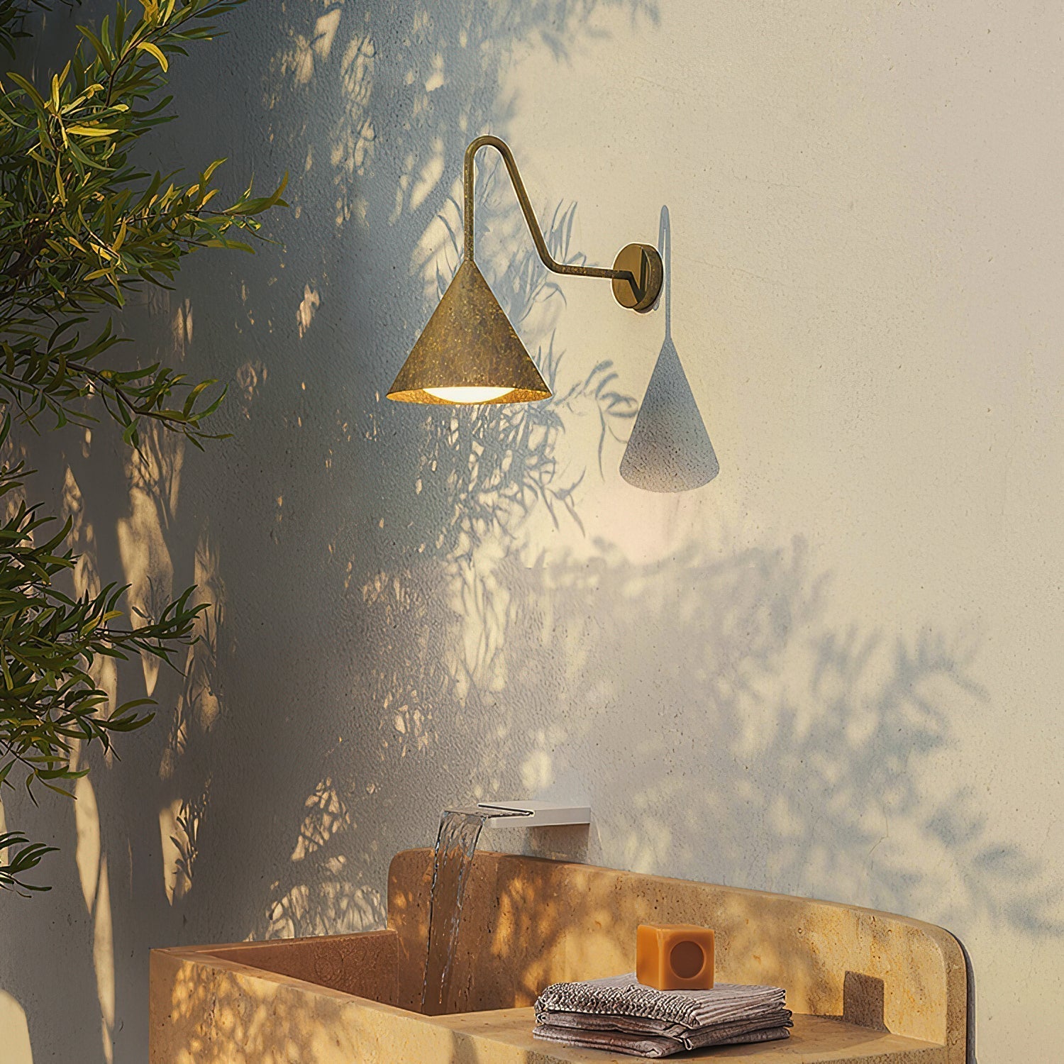 Calariella Wall Lamp