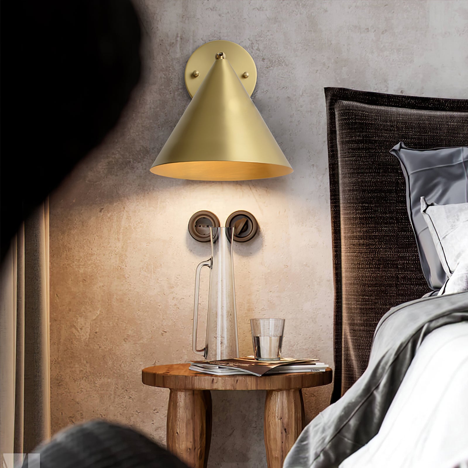 Serowen Wall Lamp Cone Brass Minimalist