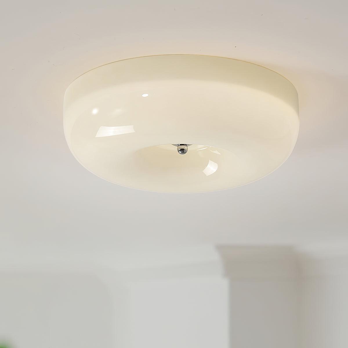 Velisiel Chandelier Cream Pudding with Blown Glass