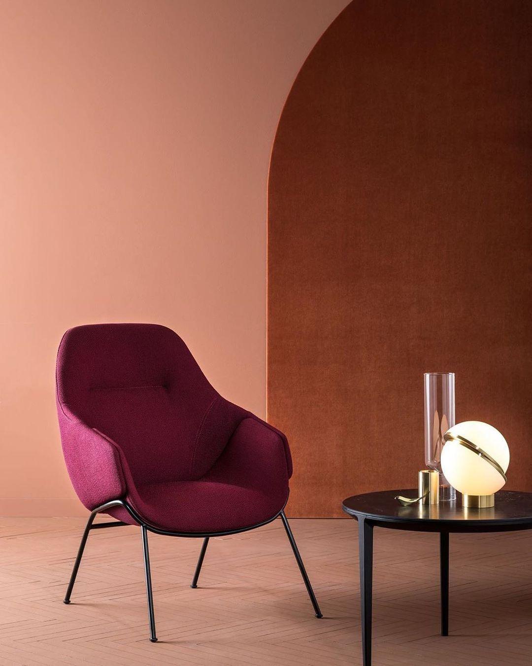 Solaria Futuristic Table Lamp