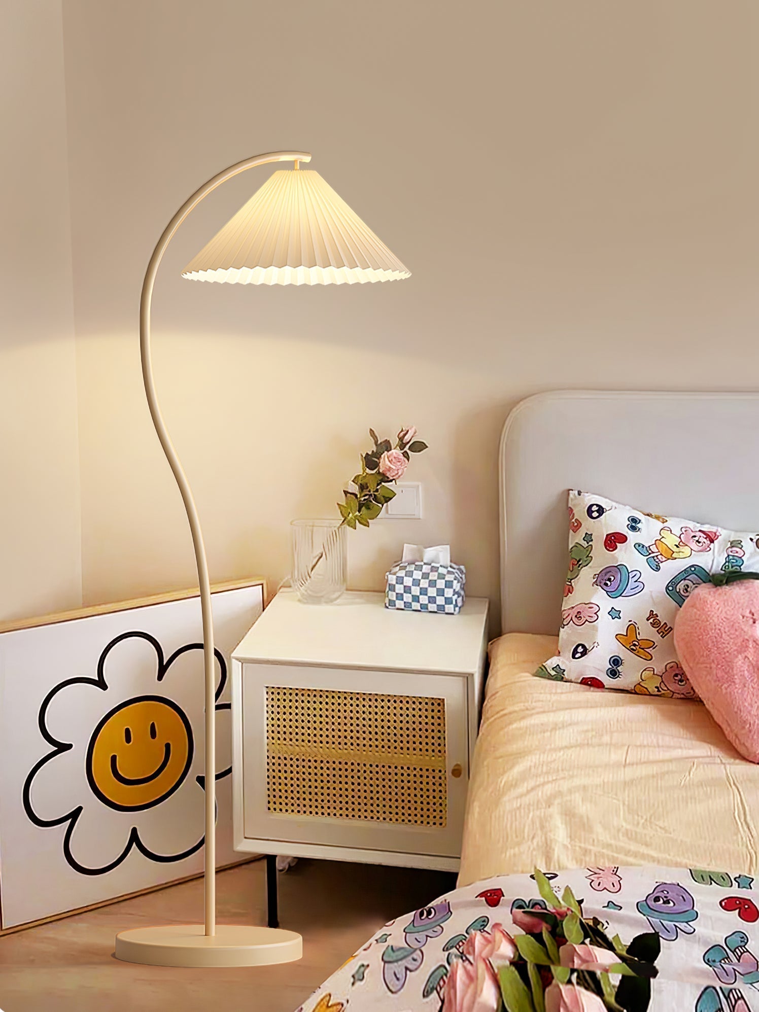 Fyrel Minimalist Fabric Floor Lamp