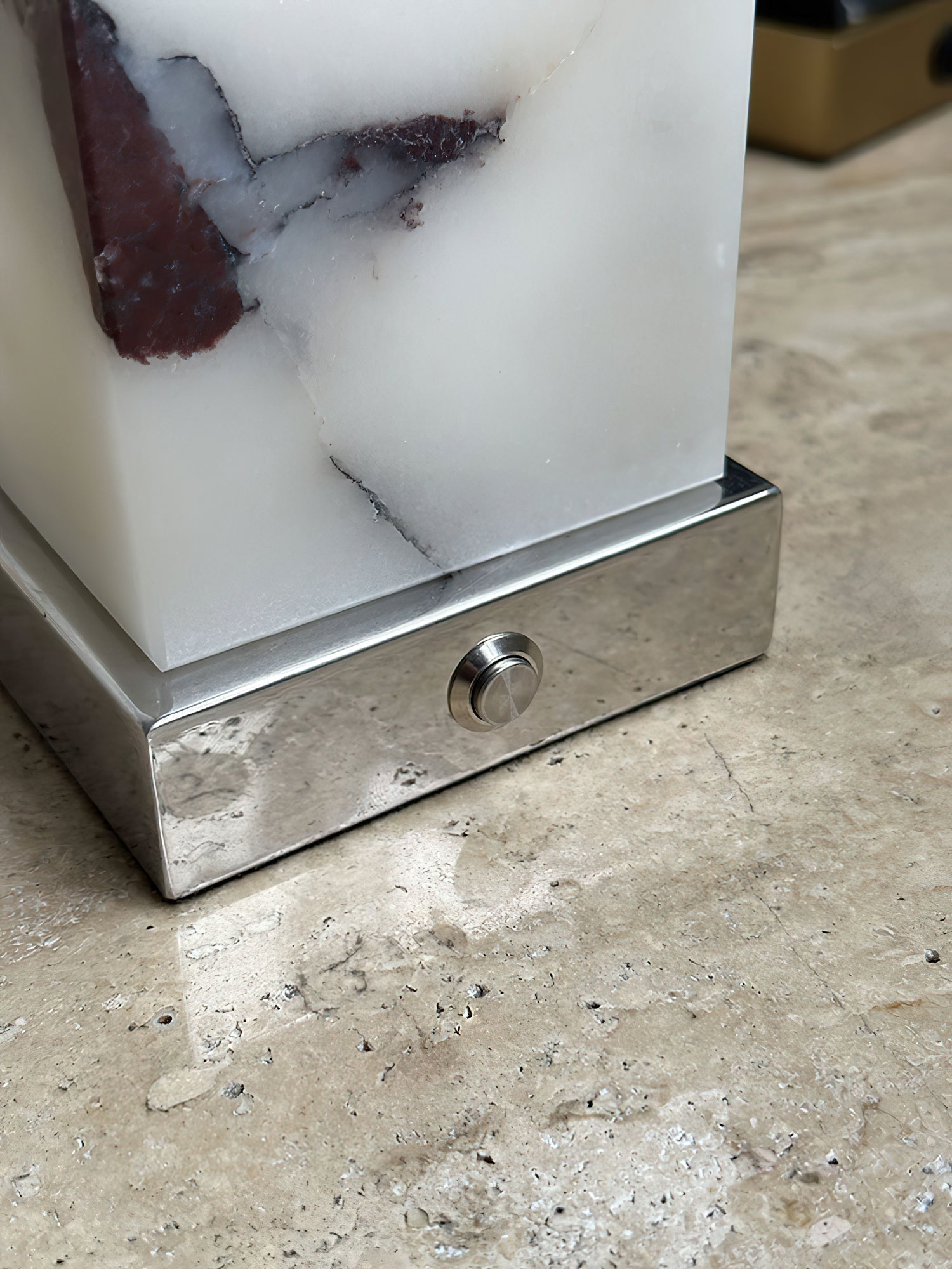 Mirisira Table Lamp