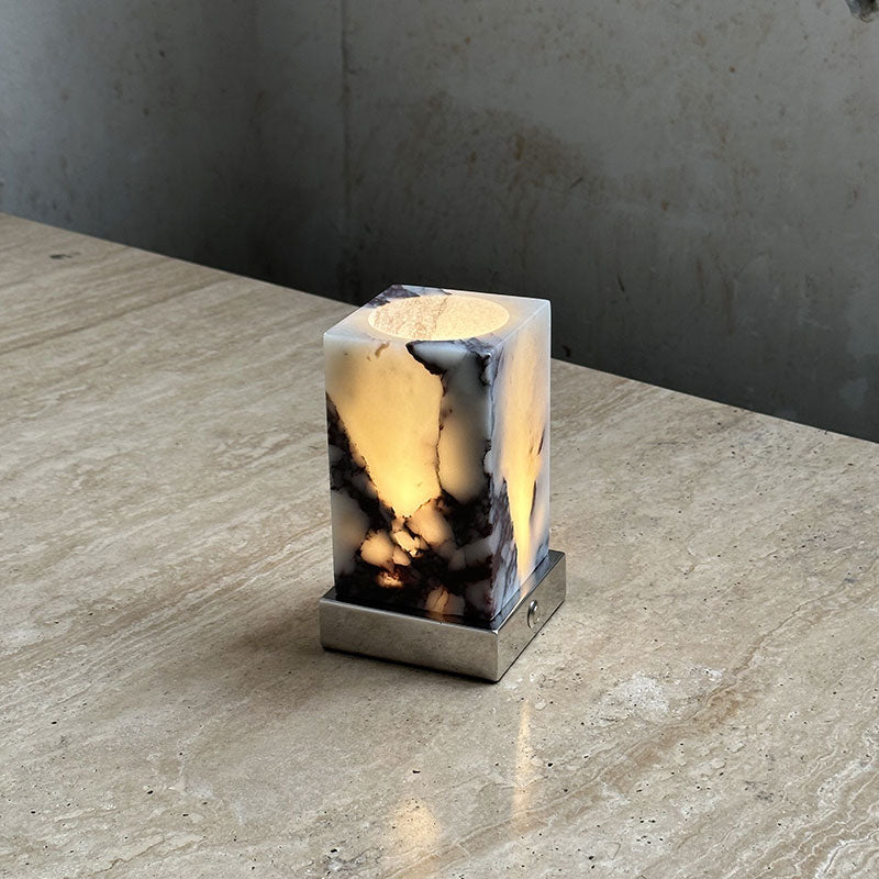 Mirisira Table Lamp