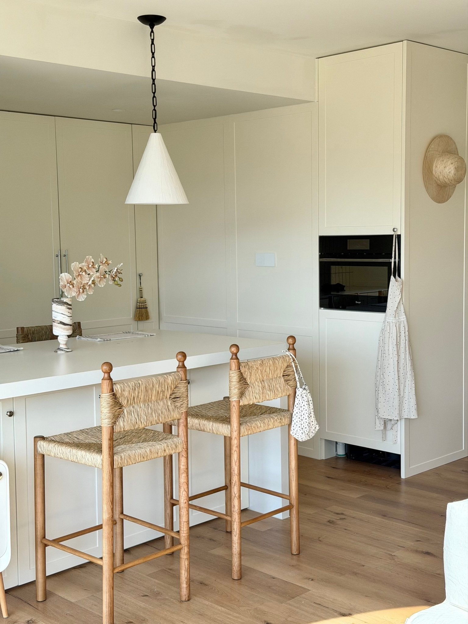 Terierina Plaster Cone Pendant Light