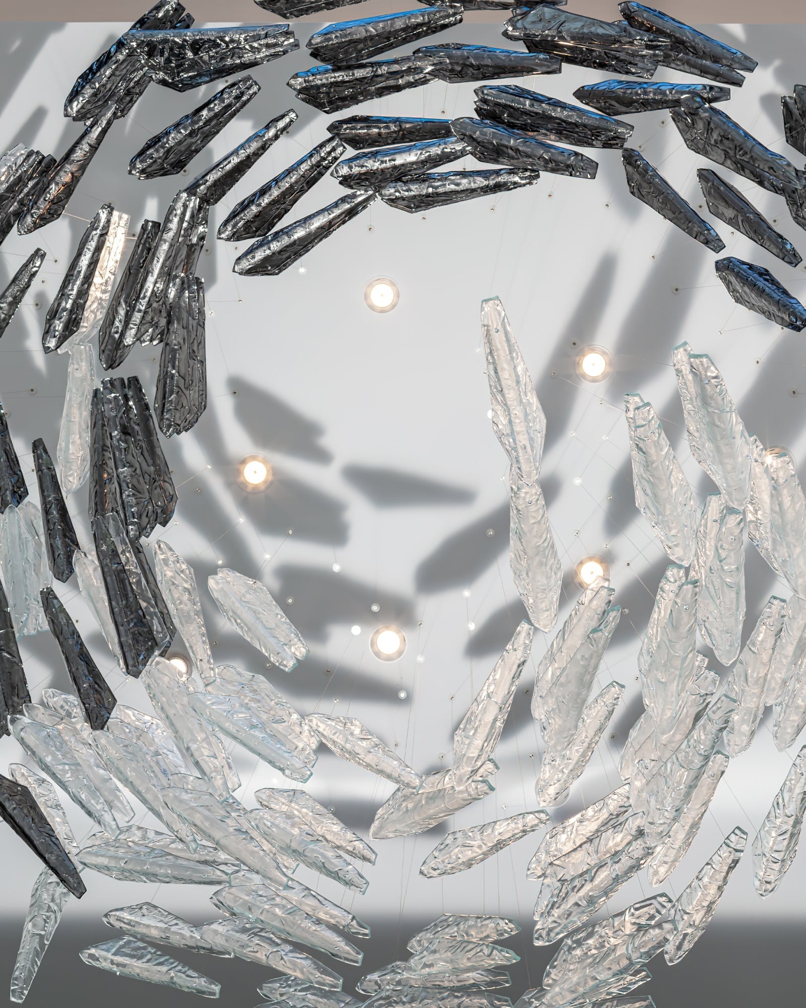 Nyvelle Fluid Chandelier