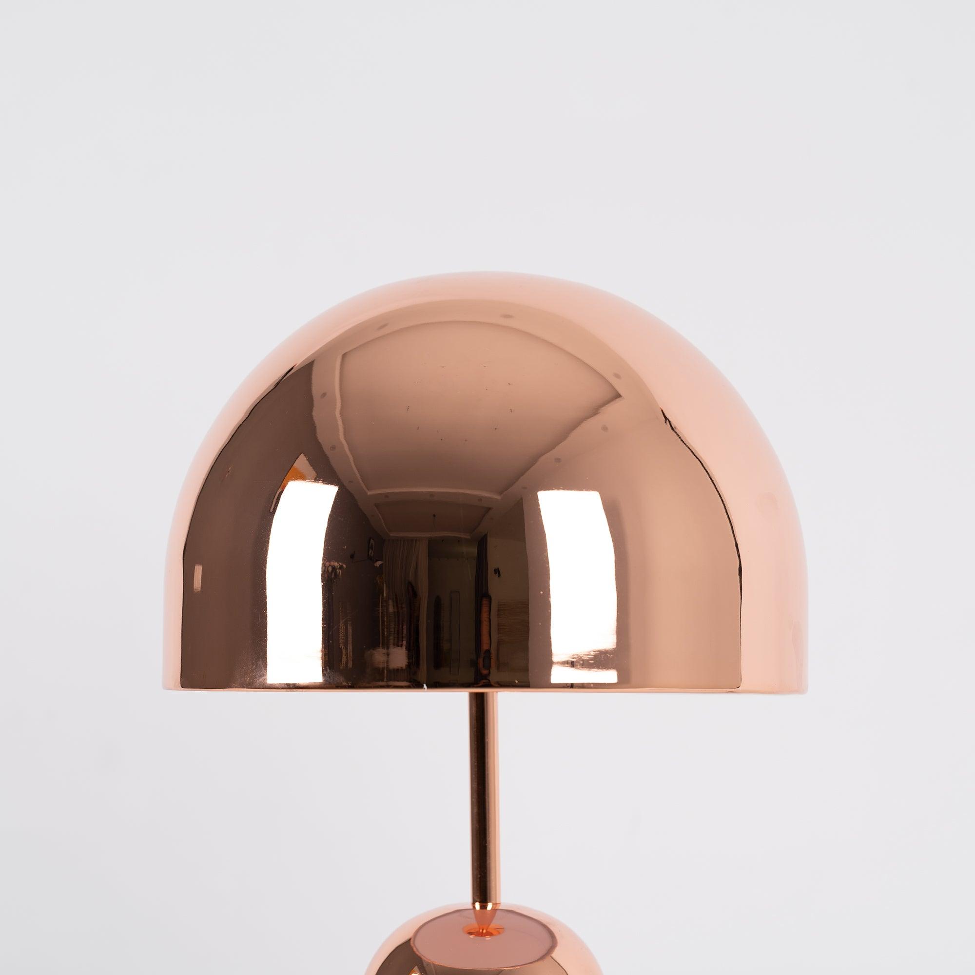 Ames Luxury Bell Table Light