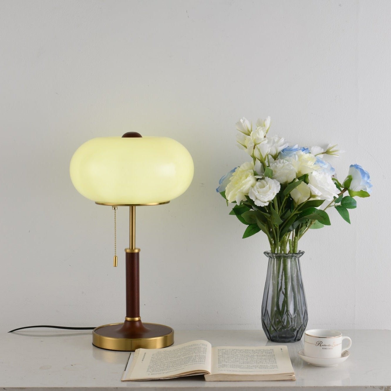 Gemno Vintage Table Lamp