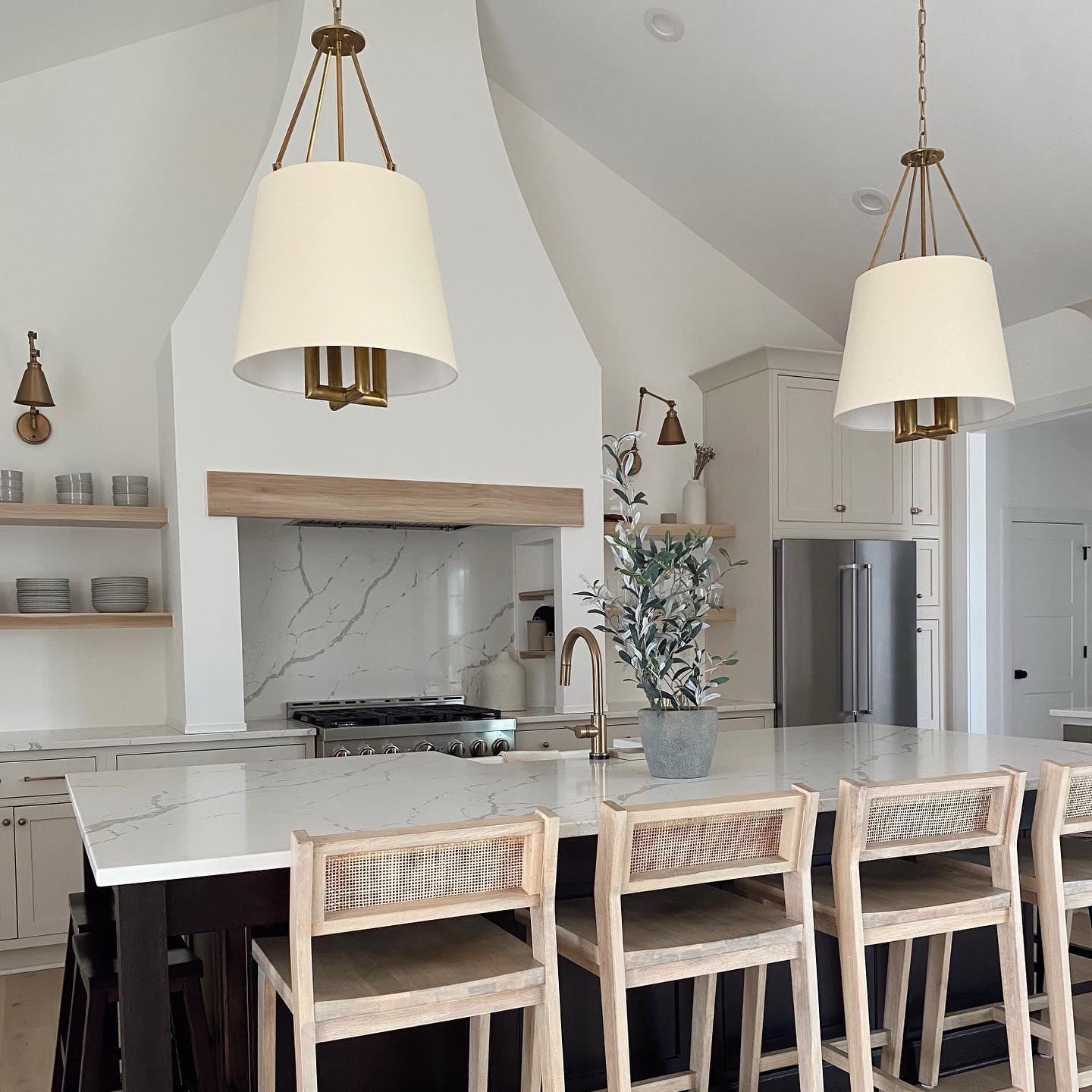 Viraeaya Pendant Lamp