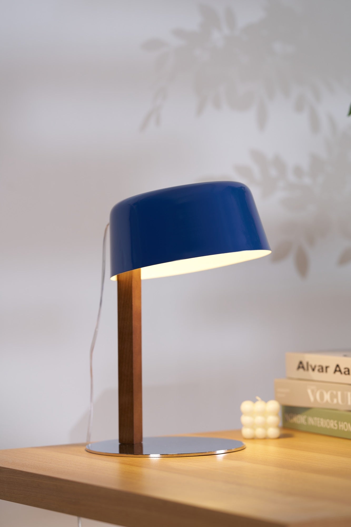 Cirirelle Modern Table Lamp