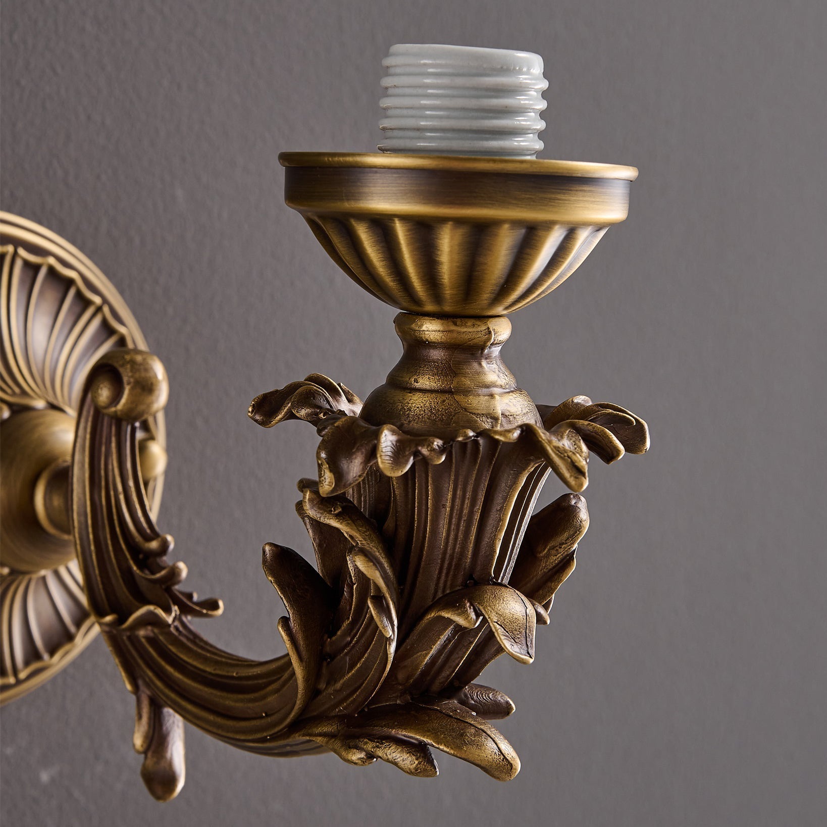 Florin Wall Lamp