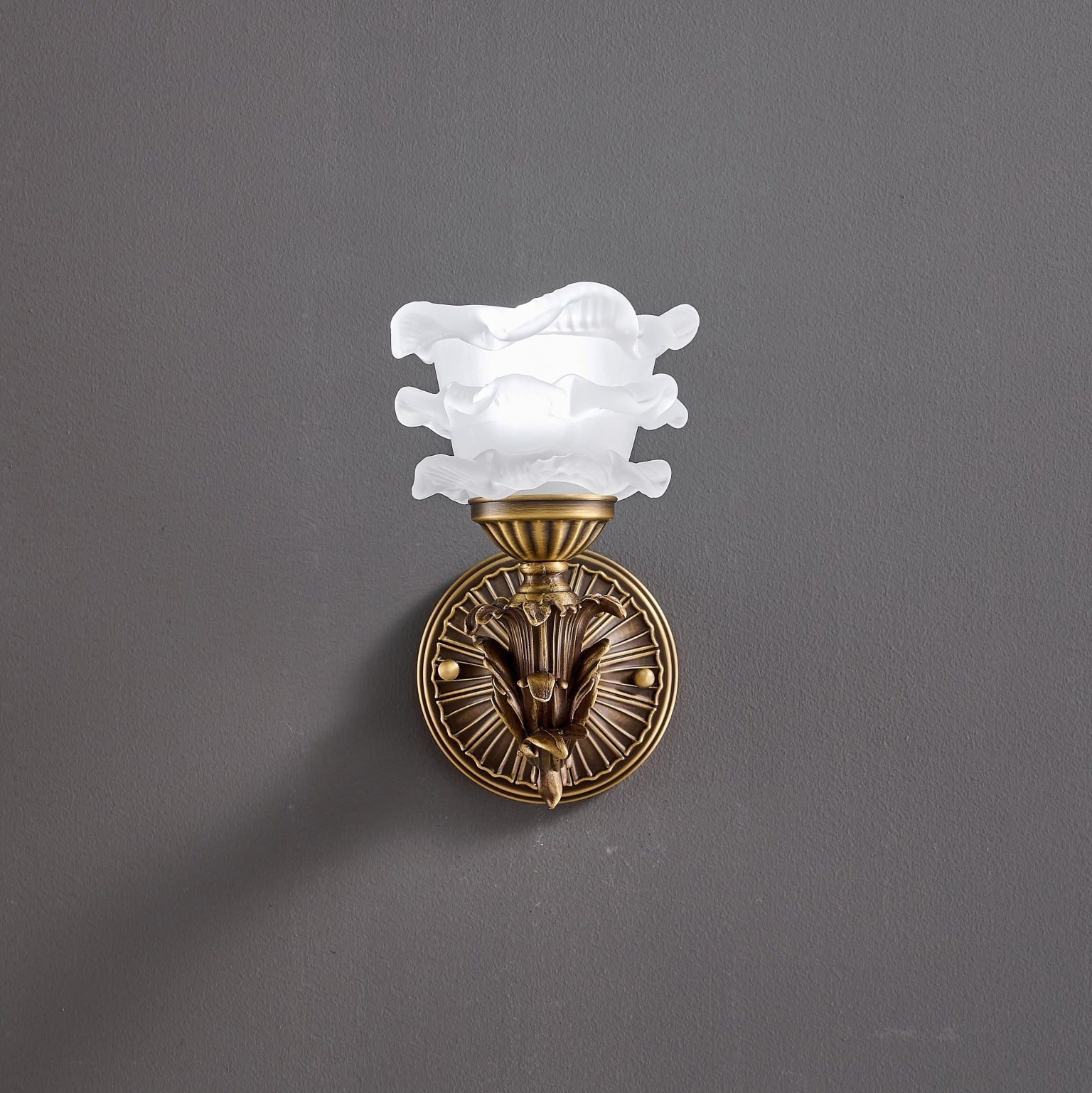 Florin Wall Lamp