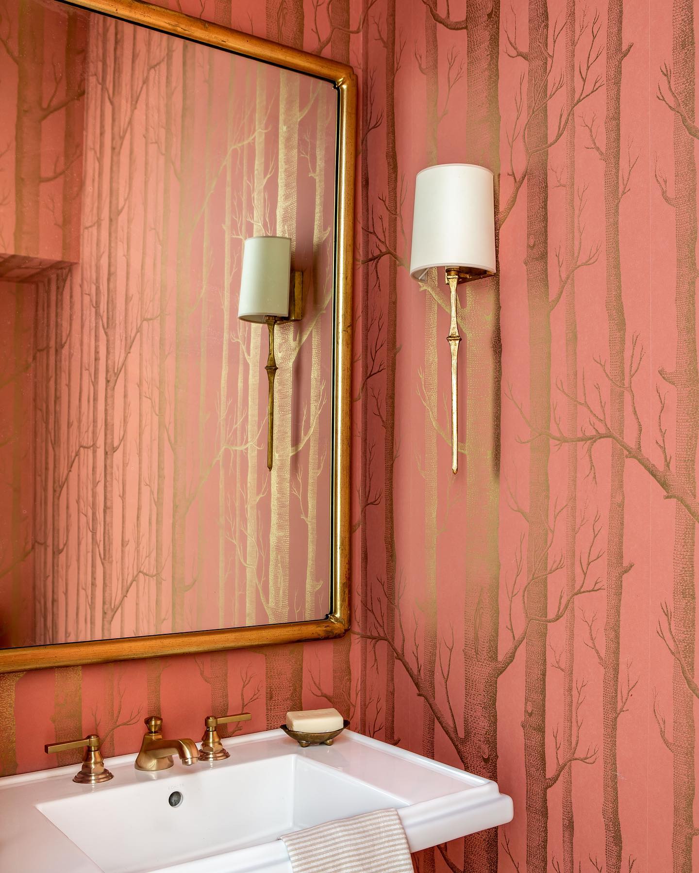 Yield Vintage Unique Brass Fabric Wall Lamp
