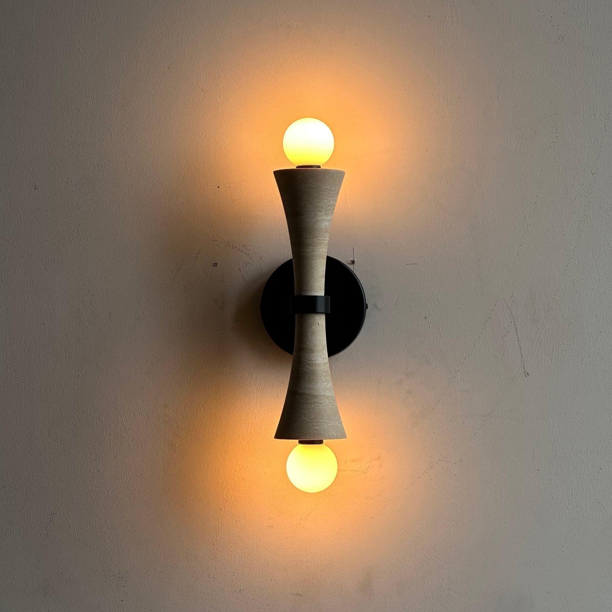 Elaiselle Wall Lamp