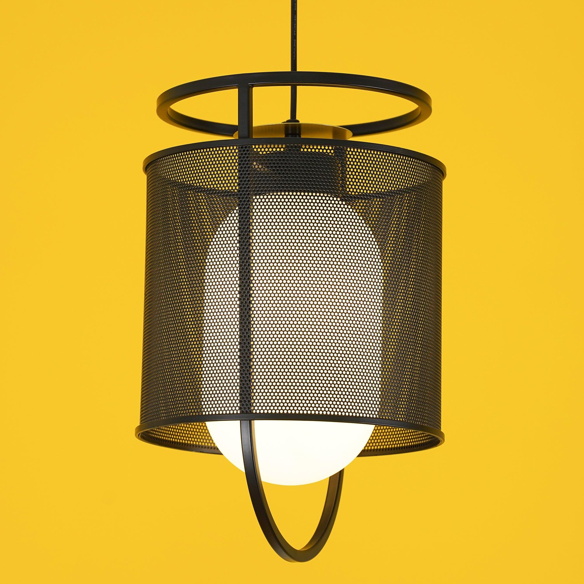 Meren Pendant Lamp Mesh Cylinder Brass Accent Industrial