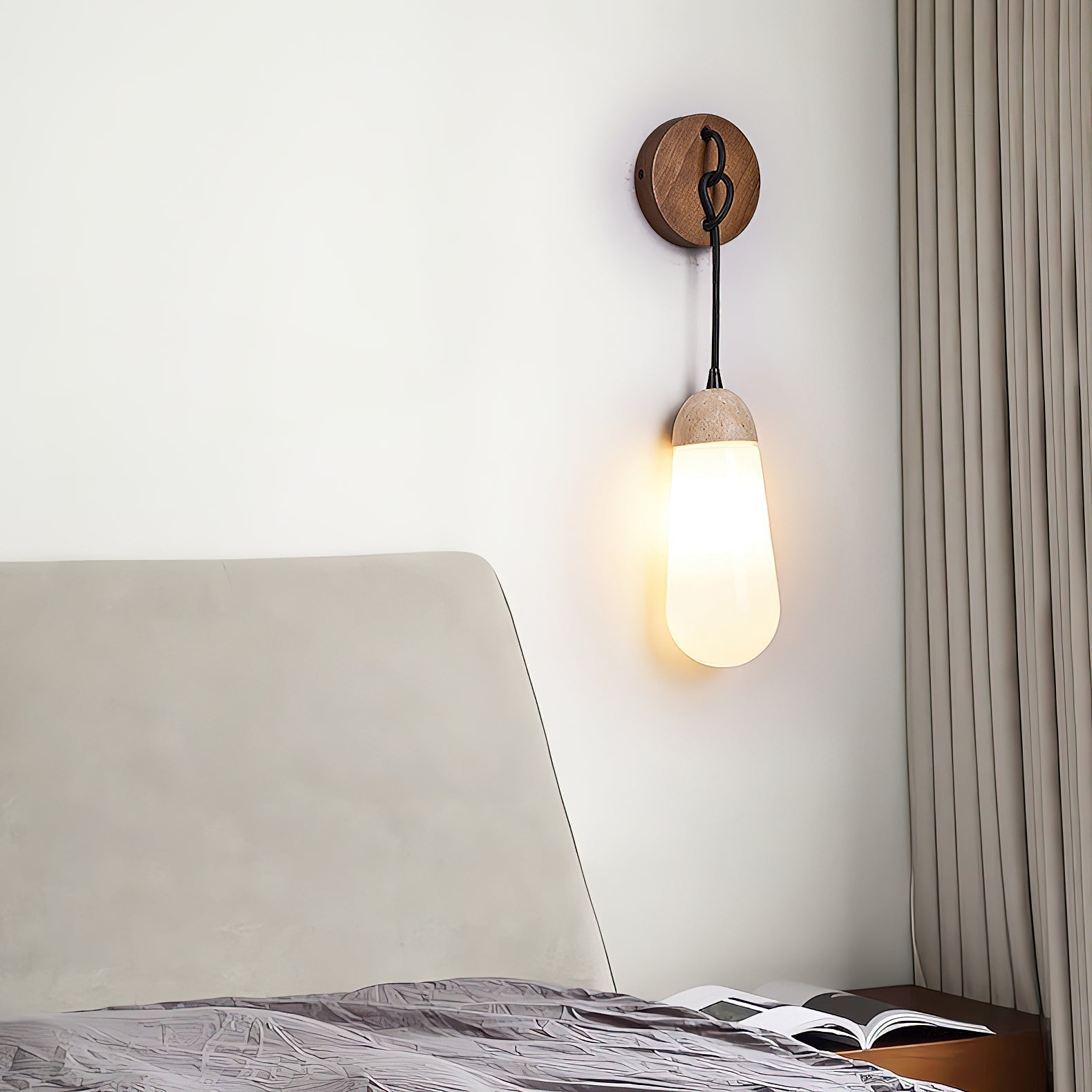 Viraeella Wall Lamp