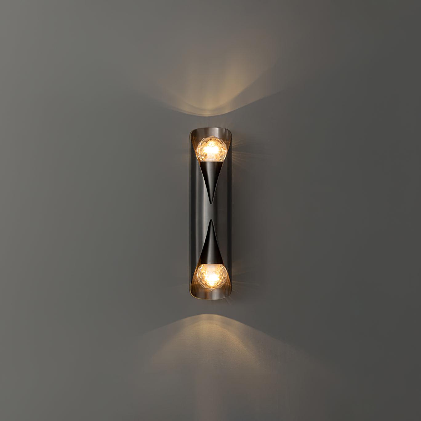 Veyric Diamonds Brass Wall Lamp