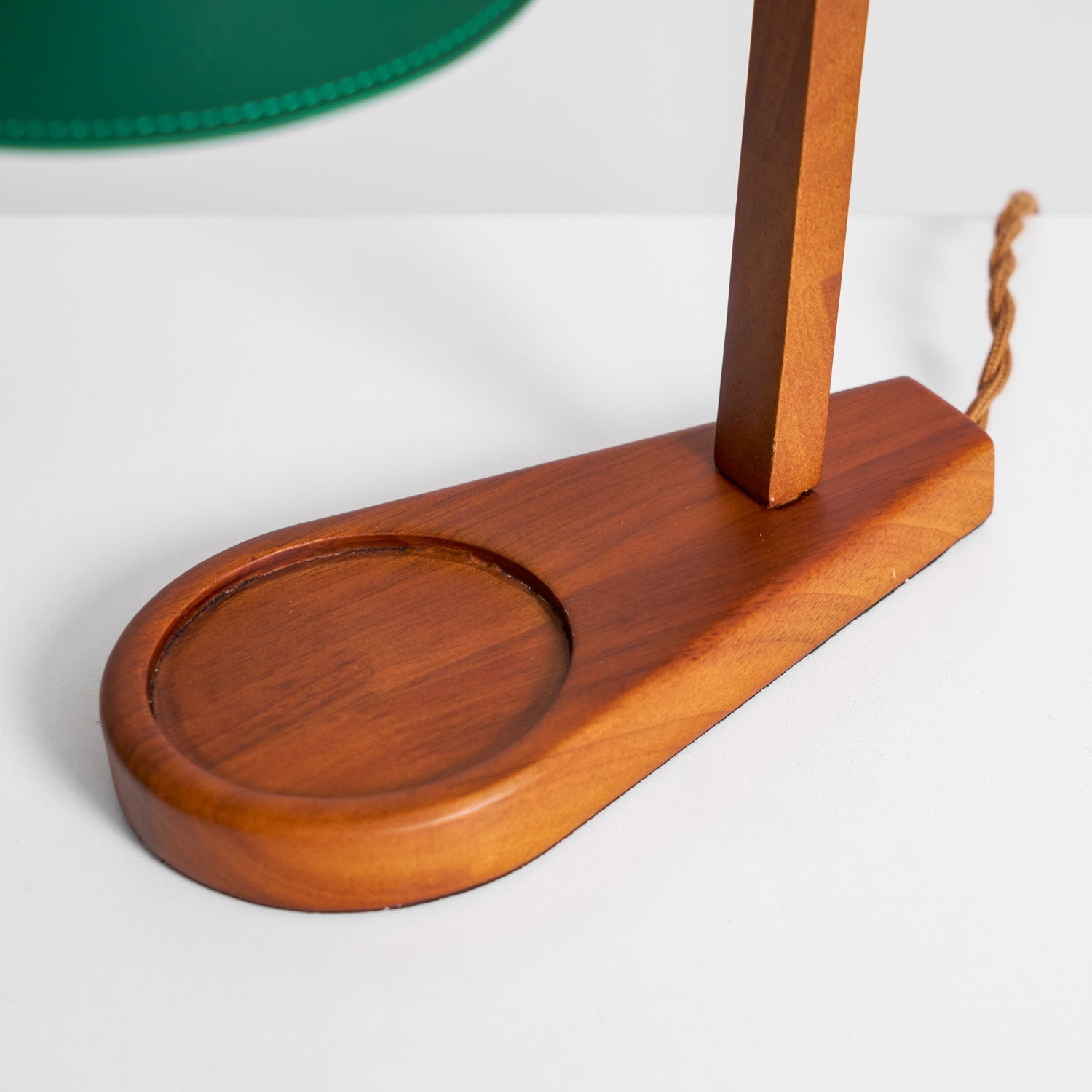 Oreliira Table Lamp