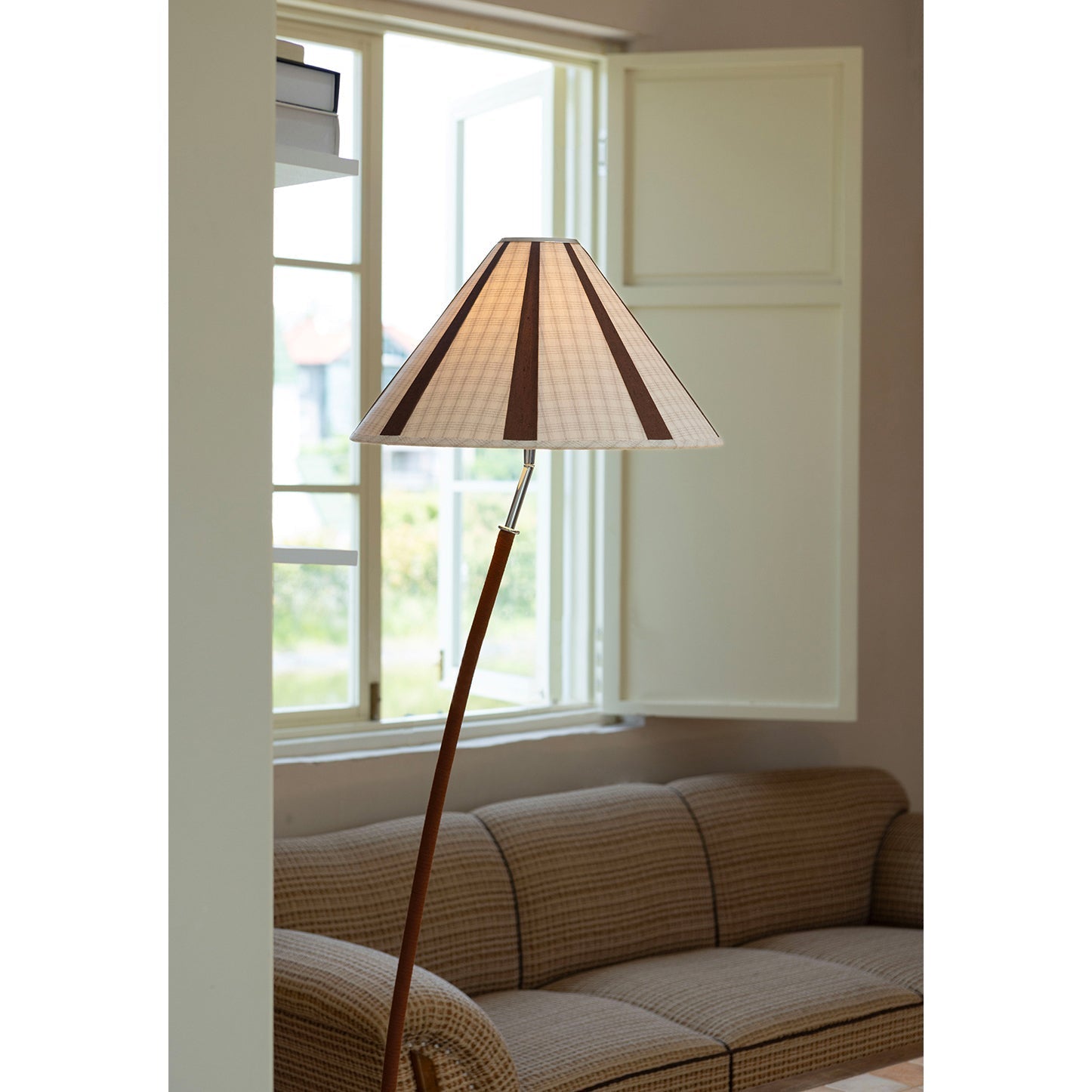 Elauena Floor Lamp