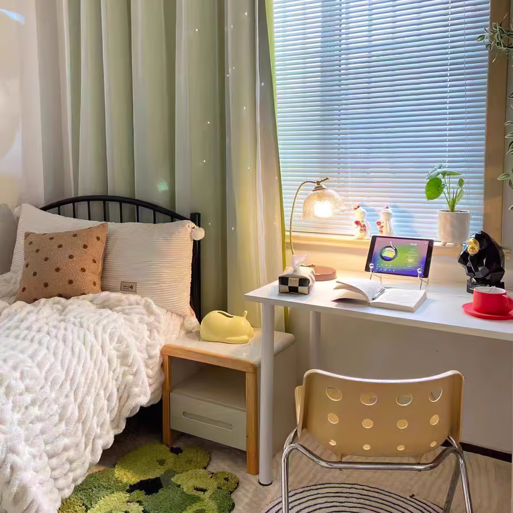 Kostor Table Lamp