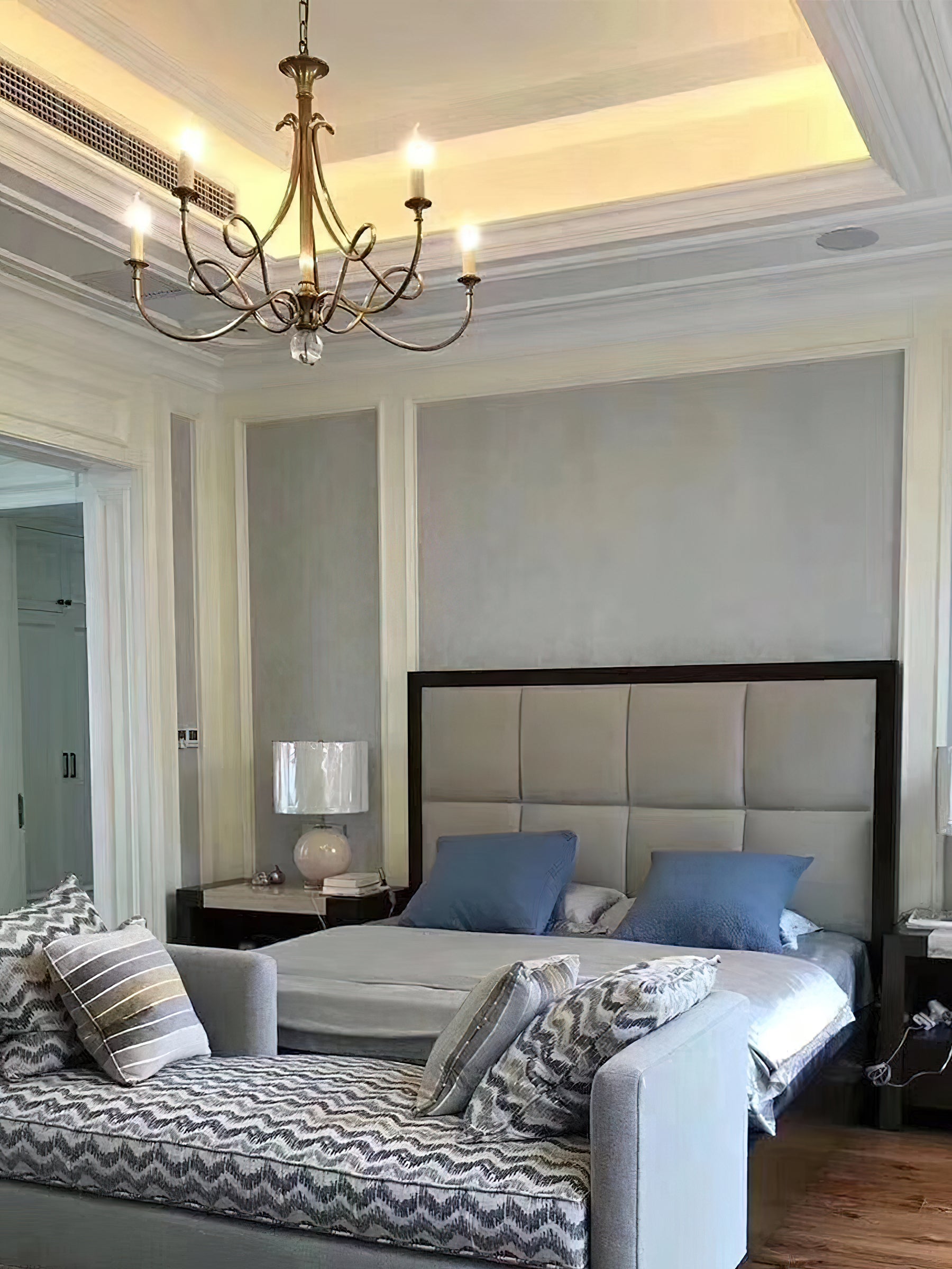 Orelelira Chandelier