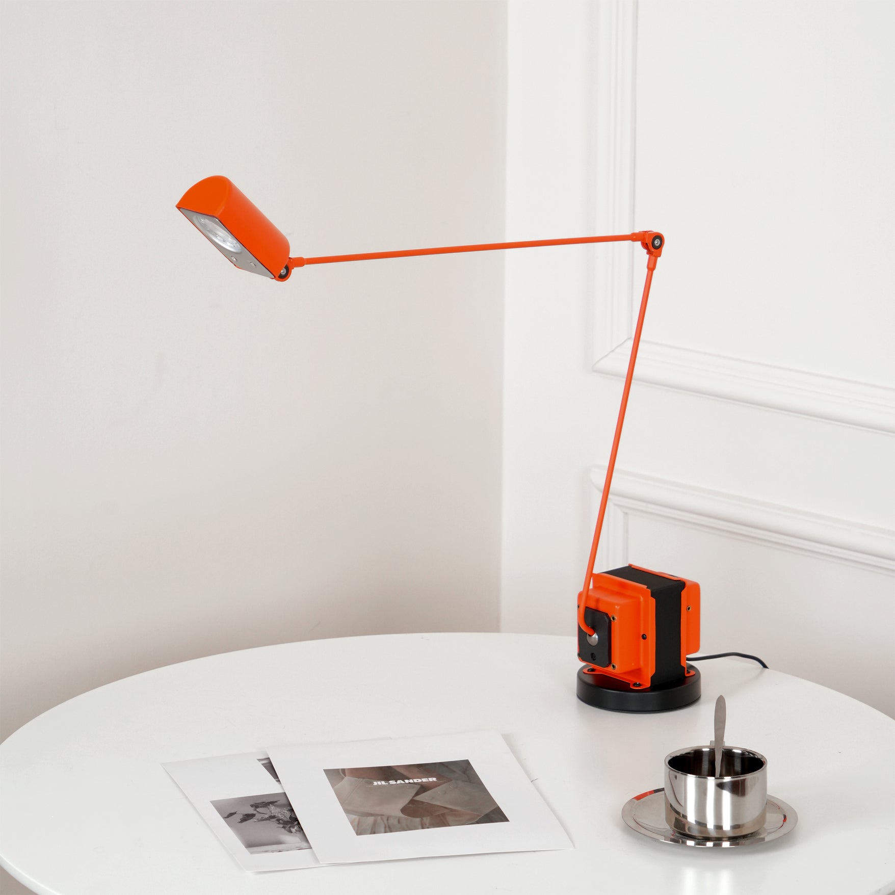 Orvyn Minimalist Table Lamp