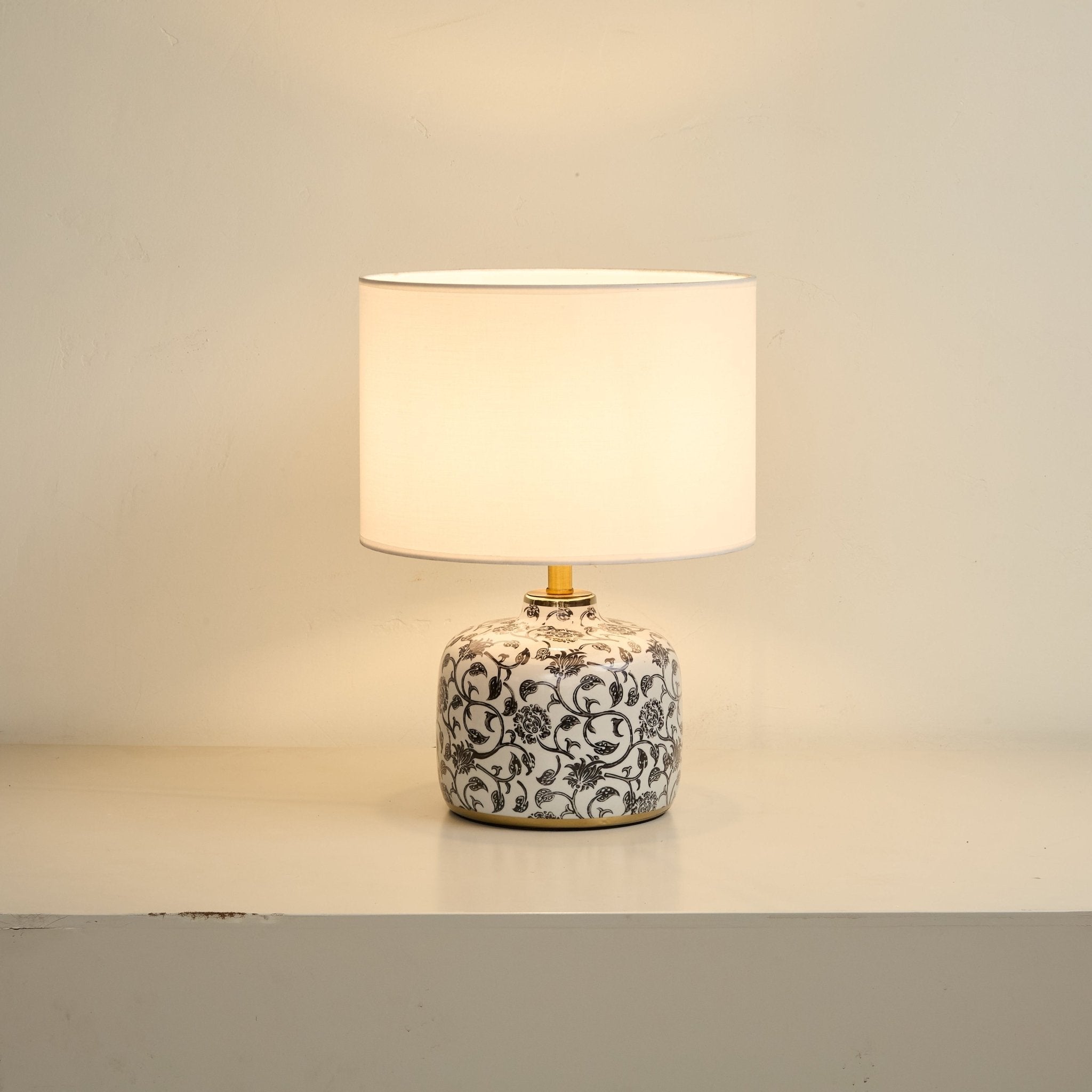 Ebony Vine Ceramic Table Lamp