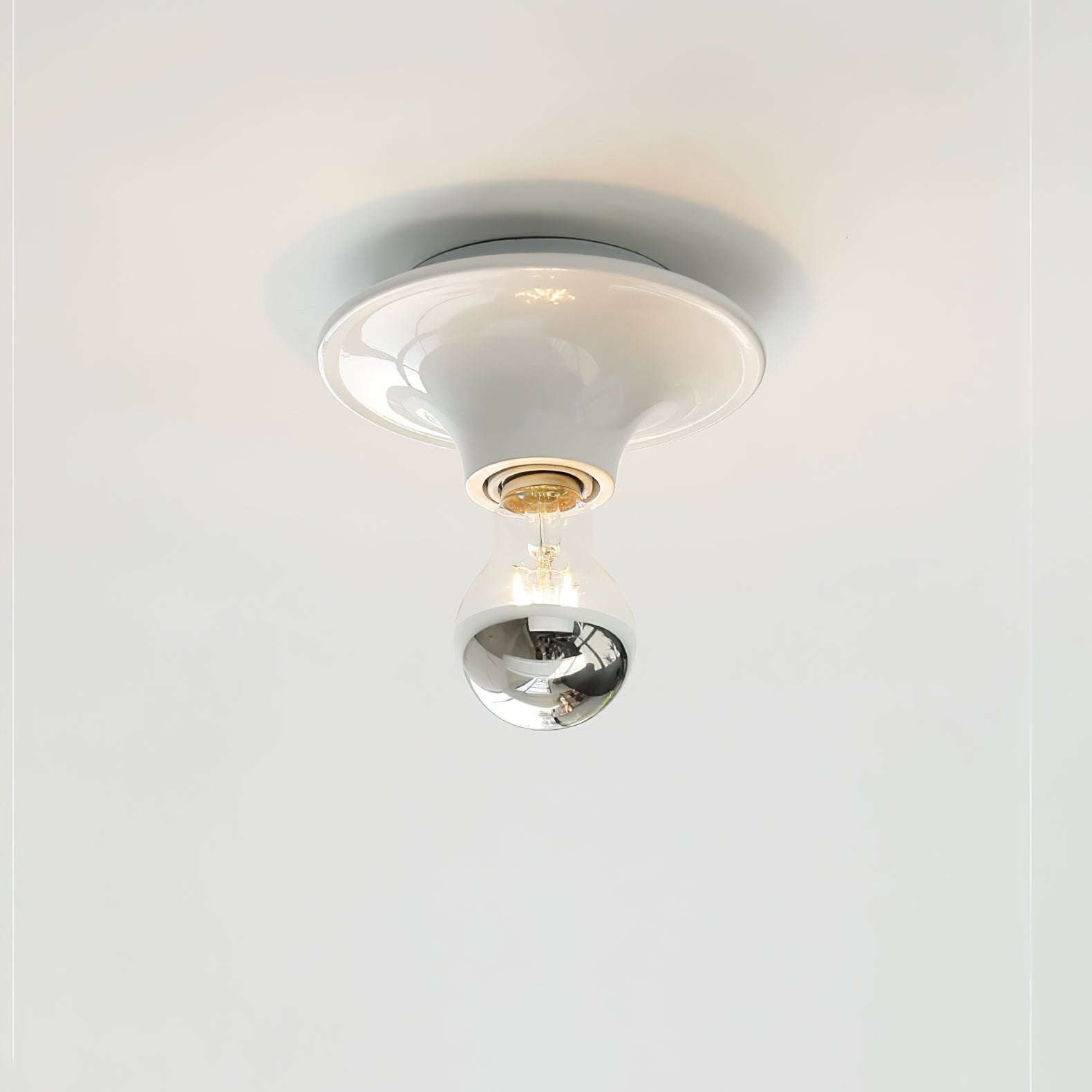 Ortheen Modern Minimalist Glass Sconce Wall lamp - Neutral Decor