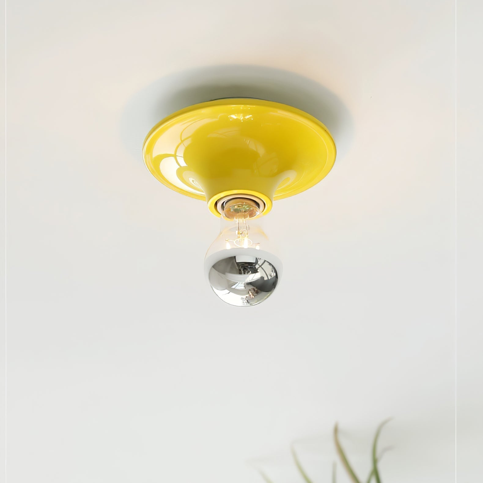 Ortheen Modern Minimalist Glass Sconce Wall lamp - Neutral Decor